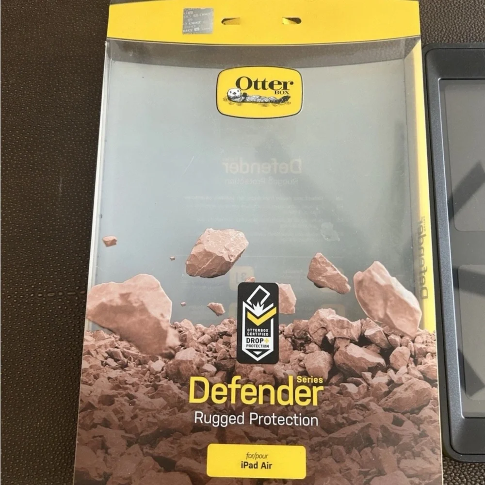OTTER Box Defender Series Rugged Protection For iPad Air 77-27379 Model